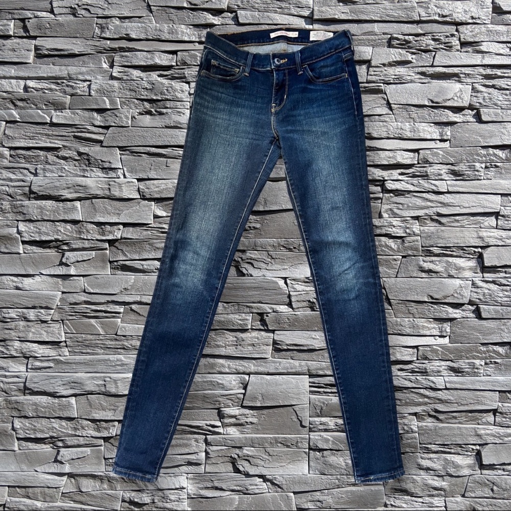 LEVIS SUPER SKINNY SZ 26